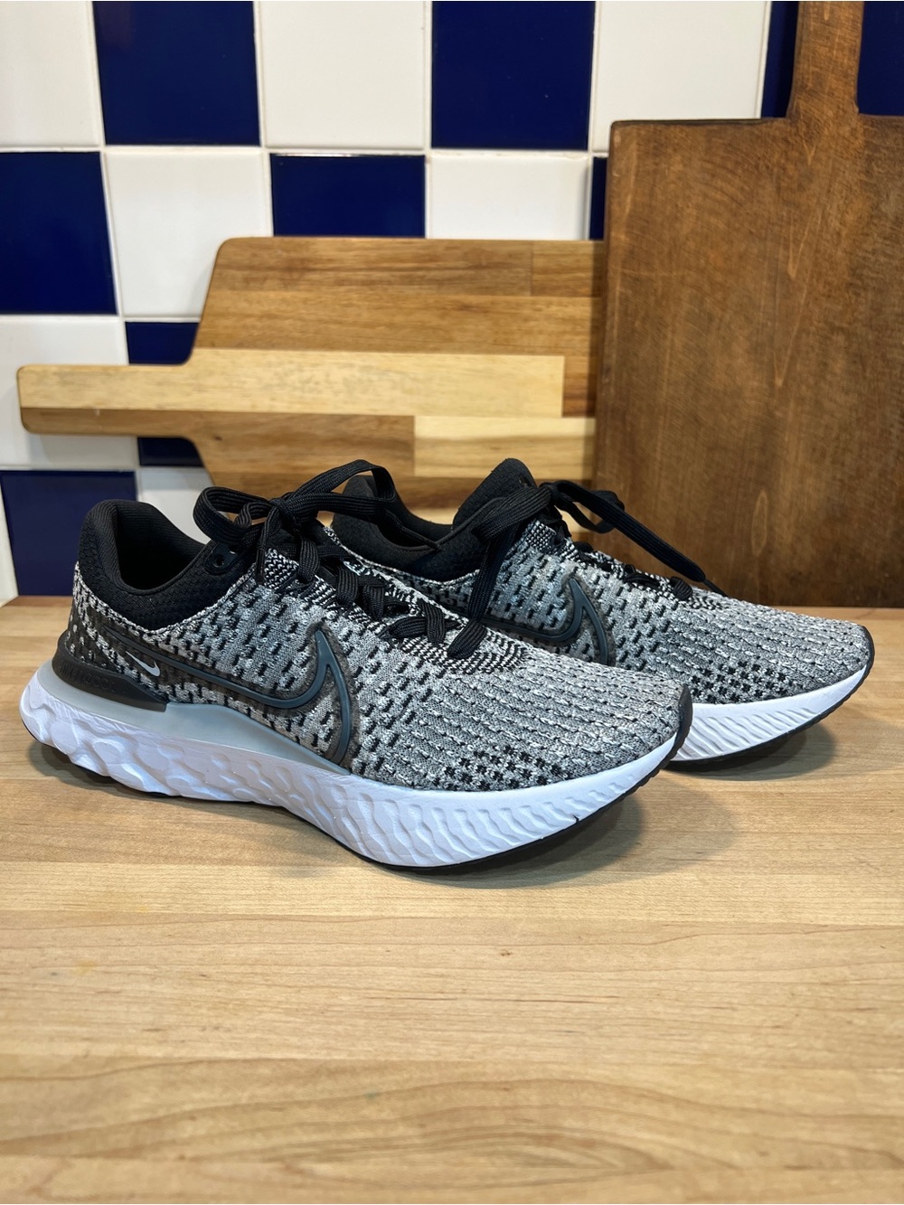 NEW Women’s size 9 Nike React Infinity Run Flyknit 3 Black Grey Fog colorway